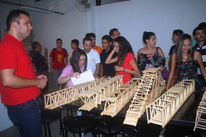 Engenharia- Civil promove -“Concurso- de Pontes -de- Palito de -Picolé”  19