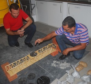 Engenharia- Civil promove -“Concurso- de Pontes -de- Palito de -Picolé”  19