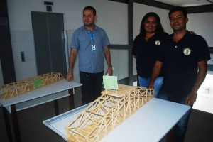 Engenharia- Civil promove -“Concurso- de Pontes -de- Palito de -Picolé”  19