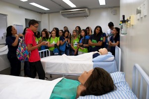 Cesmac- recebe -alunos -do- Pré-Vestibular- SEB -COC -Maceió - 18