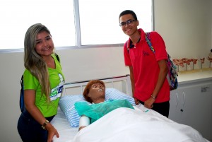 Cesmac- recebe -alunos -do- Pré-Vestibular- SEB -COC -Maceió - 18