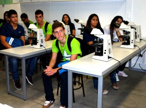 Cesmac- recebe -alunos -do- Pré-Vestibular- SEB -COC -Maceió - 18