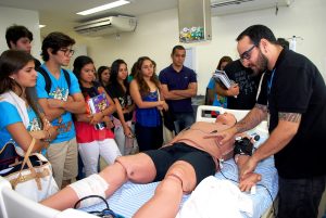 Mais- uma- turma- do- Walder- Cursos- conhece- estrutura- do- Cesmac- 19