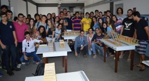 Palitos- de- picolé- viram- pontes- no- curso- de- Engenharia- Civil- Cesmac  23