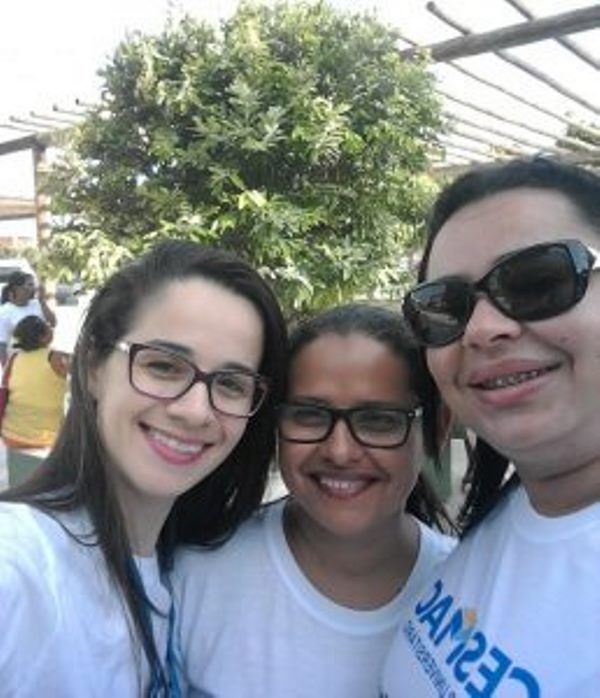 curso-de-servico-social-participa-de-acao-na-praca-da-faculdade-5