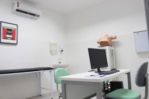 cesmac-inaugura-laboratorio-de-habilidades-para-area-de-saude-25