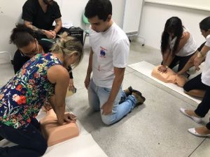curso-de-enfermagem-realiza-capacitacao-em-suporte-basico-de-vida-cesmac-5