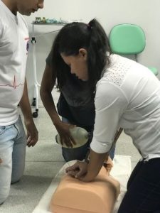 curso-de-enfermagem-realiza-capacitacao-em-suporte-basico-de-vida-cesmac-5