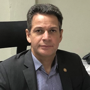 PROF. DR. IVAN LUIZ DA SILVA