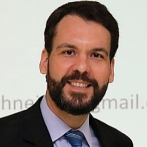 PROF. DR. RICARDO SCHNEIDER RODRIGUES