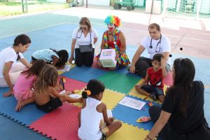 Curso- de- Medicina- realiza- atividades -de -educação- em- saúde- na- Comunidade- Espírita- Nosso -Lar- com- foco- na- prevenção- de- doenças -Cesmac_(59)