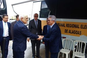 Comunidade- do- entorno- do -CESMAC- recebe- atendimentos- da- Defensoria- Pública- e -TRE AL-Direito (34)