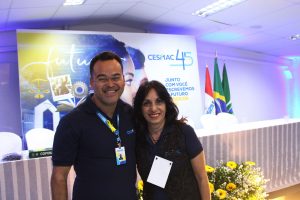 Correios- lança- selo- alusivo- aos- 45- anos- do- CESMAC-Feira_Cultural_CESMAC-na-Rua (67)