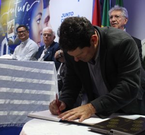 Correios- lança- selo- alusivo- aos- 45- anos- do- CESMAC-Feira_Cultural_CESMAC-na-Rua (67)