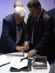 Correios- lança- selo- alusivo- aos- 45- anos- do- CESMAC-Feira_Cultural_CESMAC-na-Rua (67)