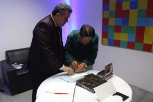 Correios- lança- selo- alusivo- aos- 45- anos- do- CESMAC-Feira_Cultural_CESMAC-na-Rua (67)