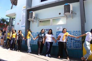 Feira- Cultural- CESMAC- na- Rua- promove- Abraço- Amigo-no -Setembro- Amarelo-(6)