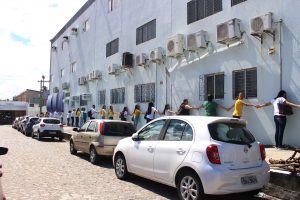 Feira- Cultural- CESMAC- na- Rua- promove- Abraço- Amigo-no -Setembro- Amarelo-(6)