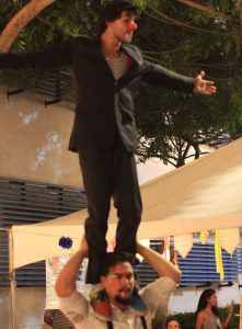 Programação- também- a- noite- com- música- e -apresentações- na- Feira- Cultural- do- CESMAC-(49)