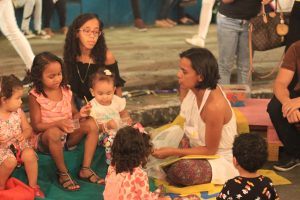 Programação- também- a- noite- com- música- e -apresentações- na- Feira- Cultural- do- CESMAC-(49)