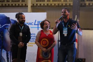 Programação- também- a- noite- com- música- e -apresentações- na- Feira- Cultural- do- CESMAC-(49)