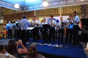 Programação- também- a- noite- com- música- e -apresentações- na- Feira- Cultural- do- CESMAC-(49)