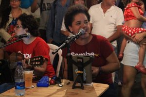 Programação- também- a- noite- com- música- e -apresentações- na- Feira- Cultural- do- CESMAC-(49)