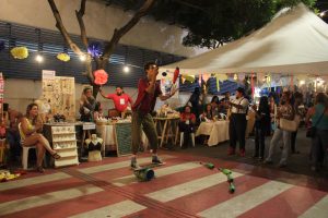 Programação- também- a- noite- com- música- e -apresentações- na- Feira- Cultural- do- CESMAC-(49)