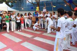 Tarde- de -sexta- na- Feira- Cultural- CESMAC- na- Rua- com- Música- Artesanato- e -muito -mais -(88)