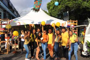 Tarde- de -sexta- na- Feira- Cultural- CESMAC- na- Rua- com- Música- Artesanato- e -muito -mais -(88)