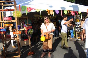 Tarde- de -sexta- na- Feira- Cultural- CESMAC- na- Rua- com- Música- Artesanato- e -muito -mais -(88)