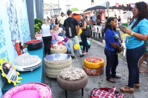 Tarde- de -sexta- na- Feira- Cultural- CESMAC- na- Rua- com- Música- Artesanato- e -muito -mais -(88)