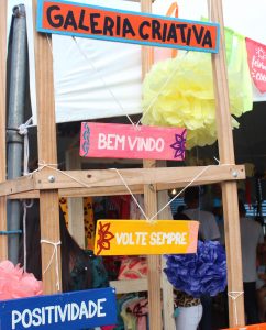 Tarde- de -sexta- na- Feira- Cultural- CESMAC- na- Rua- com- Música- Artesanato- e -muito -mais -(88)