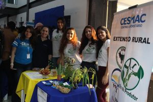 Tarde- de -sexta- na- Feira- Cultural- CESMAC- na- Rua- com- Música- Artesanato- e -muito -mais -(88)