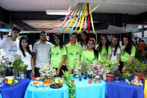 Tarde- de -sexta- na- Feira- Cultural- CESMAC- na- Rua- com- Música- Artesanato- e -muito -mais -(88)