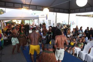 Tarde- de -sexta- na- Feira- Cultural- CESMAC- na- Rua- com- Música- Artesanato- e -muito -mais -(88)