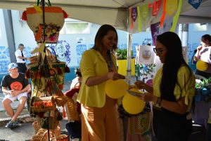 Tarde- de -sexta- na- Feira- Cultural- CESMAC- na- Rua- com- Música- Artesanato- e -muito -mais -(88)