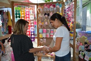 Tarde- de -sexta- na- Feira- Cultural- CESMAC- na- Rua- com- Música- Artesanato- e -muito -mais -(88)