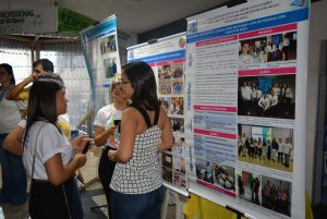 Tarde- de -sexta- na- Feira- Cultural- CESMAC- na- Rua- com- Música- Artesanato- e -muito -mais -(88)