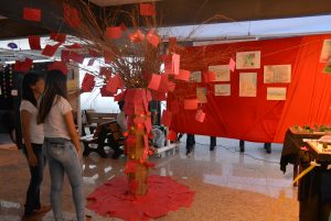 Tarde- de -sexta- na- Feira- Cultural- CESMAC- na- Rua- com- Música- Artesanato- e -muito -mais -(88)