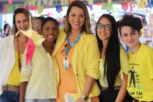 Tarde- de -sexta- na- Feira- Cultural- CESMAC- na- Rua- com- Música- Artesanato- e -muito -mais -(88)