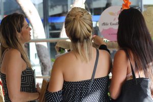 Tarde- de -sexta- na- Feira- Cultural- CESMAC- na- Rua- com- Música- Artesanato- e -muito -mais -(88)