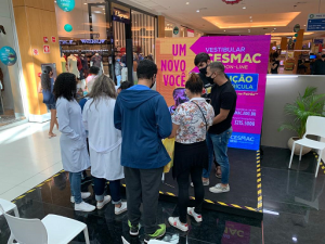 Importância- da- química- no -desenvolvimento- dos- fármacos- é-destaque- no -curso- de- Farmácia -Cesmac- na- Feira- de -Profissões- (10)