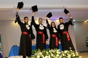 Cesmac- promove -atos- solenes -de -Colação- de- Grau- Institucional- (5)