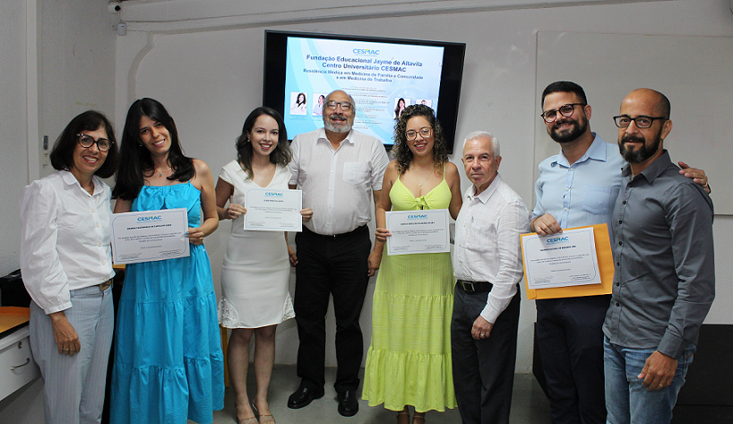 COREME Cesmac realiza cerimônia de formatura para médicos residentes