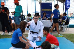 a83d9331-589a-45a6-b6a1-1f71165bb09d