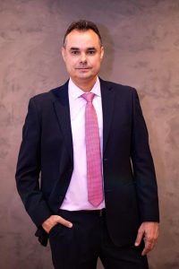 0077cac2-e30e-4d18-84b9-427c391ec458