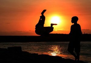 CESMAC abre exposição “Angola – Viajando com os olhos” com obras do fotojornalista alagoano Ailton Cruz