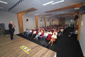 CESMAC participa do 1º Festival da República com palestra do professor Douglas Apratto e celebração à história deodorense