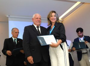 c0d34472-a8ef-40b7-a636-94993c668523